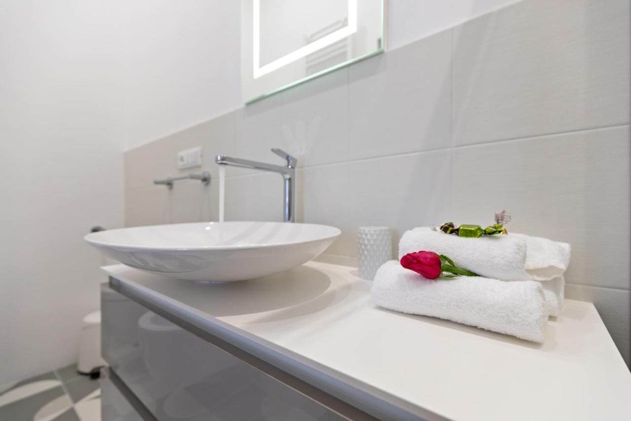 Buzzstays - Stylish Apartments Vatican Rome Downtown المظهر الخارجي الصورة