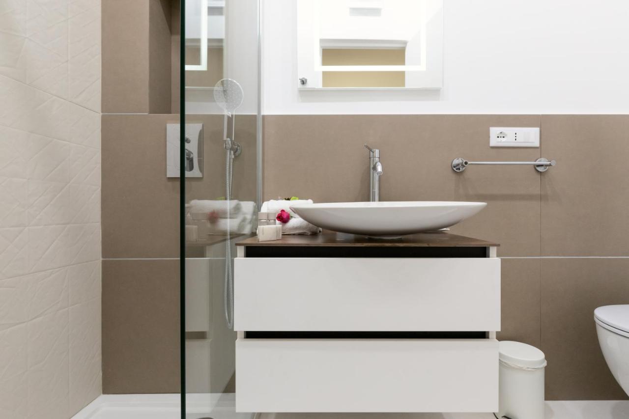 Buzzstays - Stylish Apartments Vatican Rome Downtown المظهر الخارجي الصورة